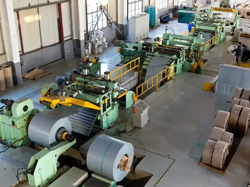 usine de refendage de bobines en acier inoxydable
