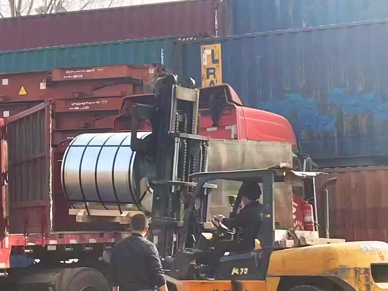 Vận chuyển cuộn thép không gỉ 310s