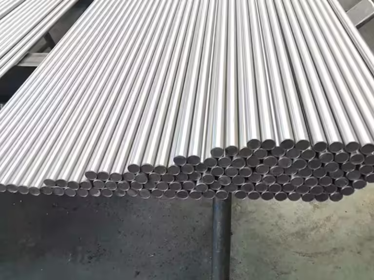 contoh batang baja tahan karat