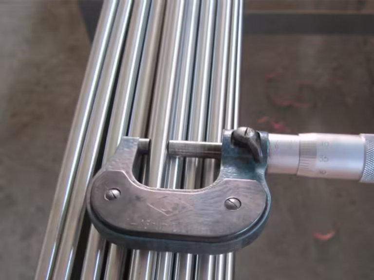 مسح لقضيب الفولاذ المقاوم للصدأ 430430f